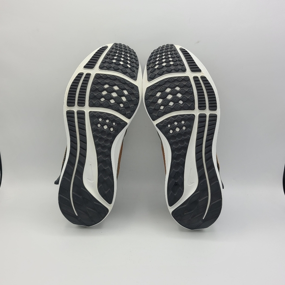 Nike Air Zoom Pegasus 39 FlyEase DJ7383-002 Size 7.5 Flaw - Picture 10 of 15